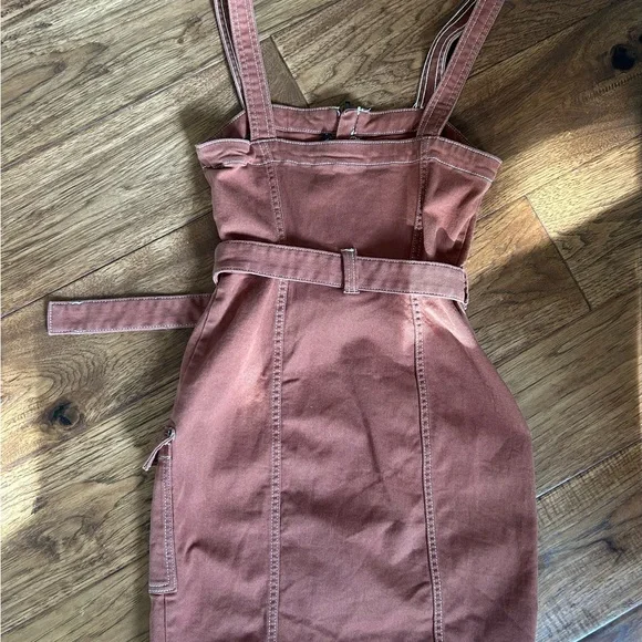 H&M Rust-Brown Zip Front Belted Mini Dress - Picture 2 of 3